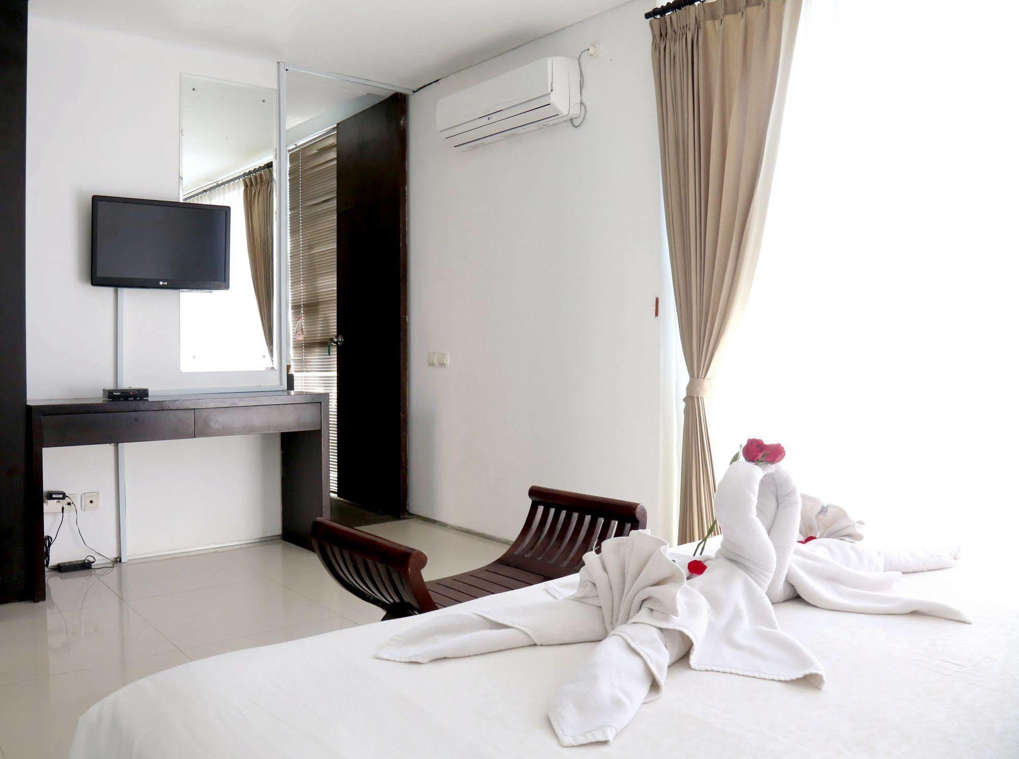 Grace And Milena Guesthouse Kuta Lombok Esterno foto