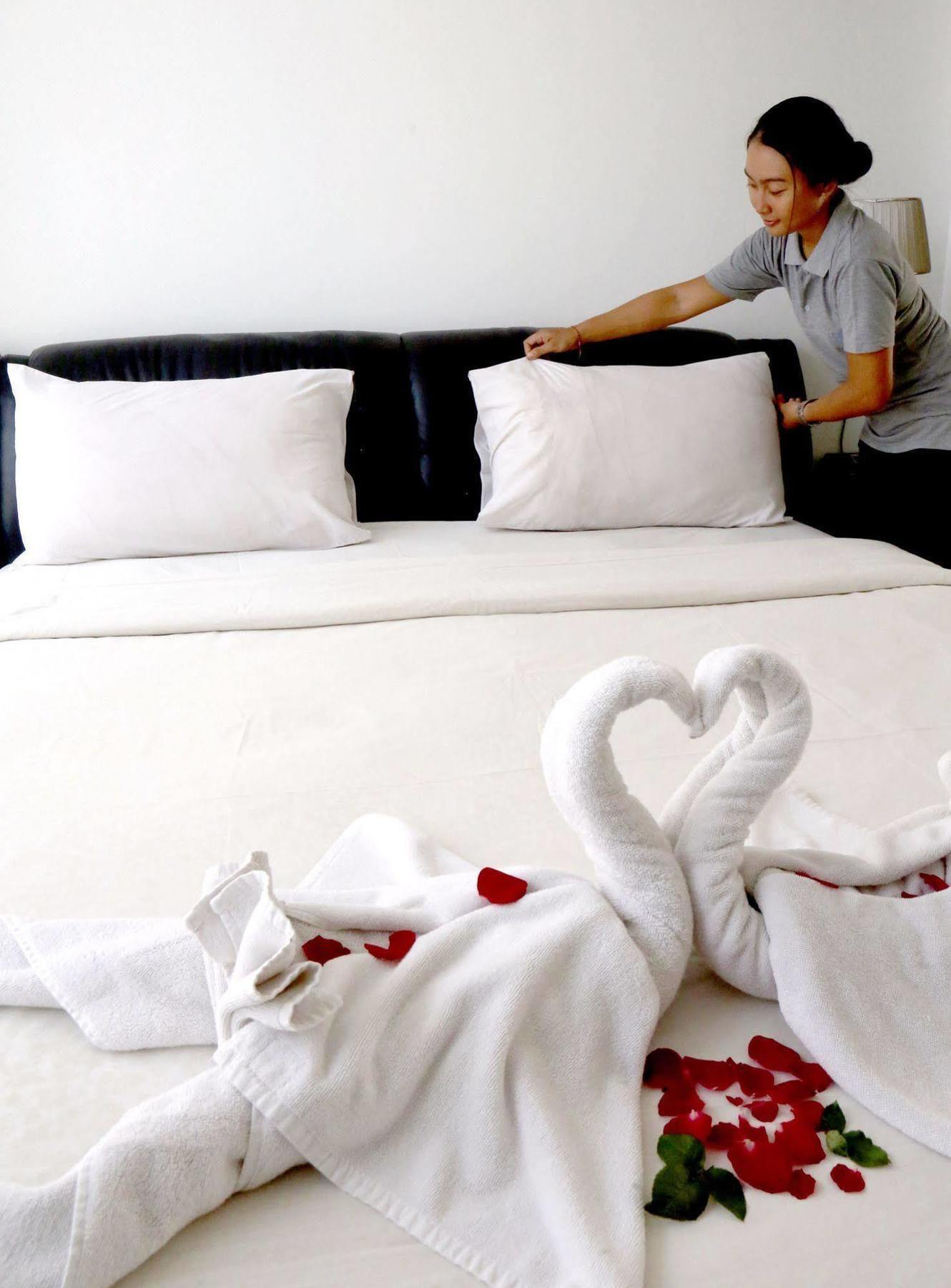 Grace And Milena Guesthouse Kuta Lombok Esterno foto